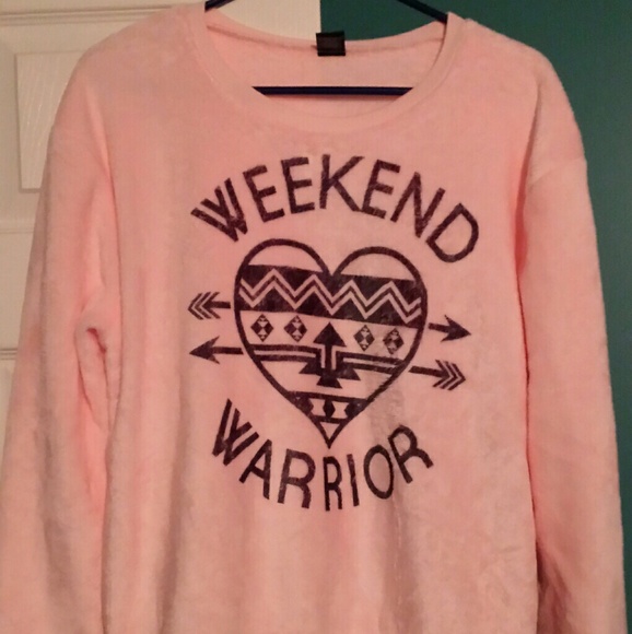 Cold Crush Tops - NWT, BEAUTIFUL, SOFT COLD CRUSH SWEATSHIRT